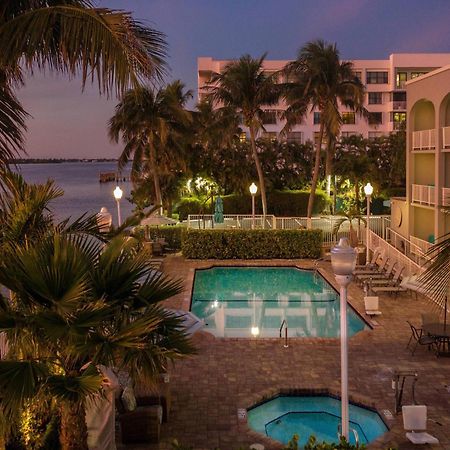 Fairfield Inn And Suites By Marriott Palm Beach Exteriör bild