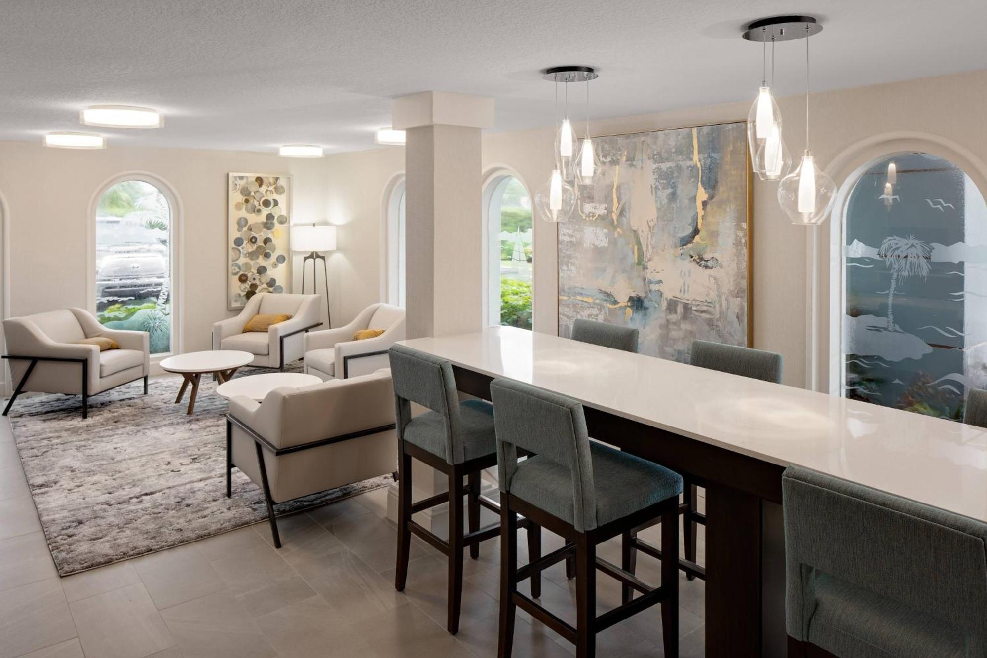 Fairfield Inn And Suites By Marriott Palm Beach Exteriör bild
