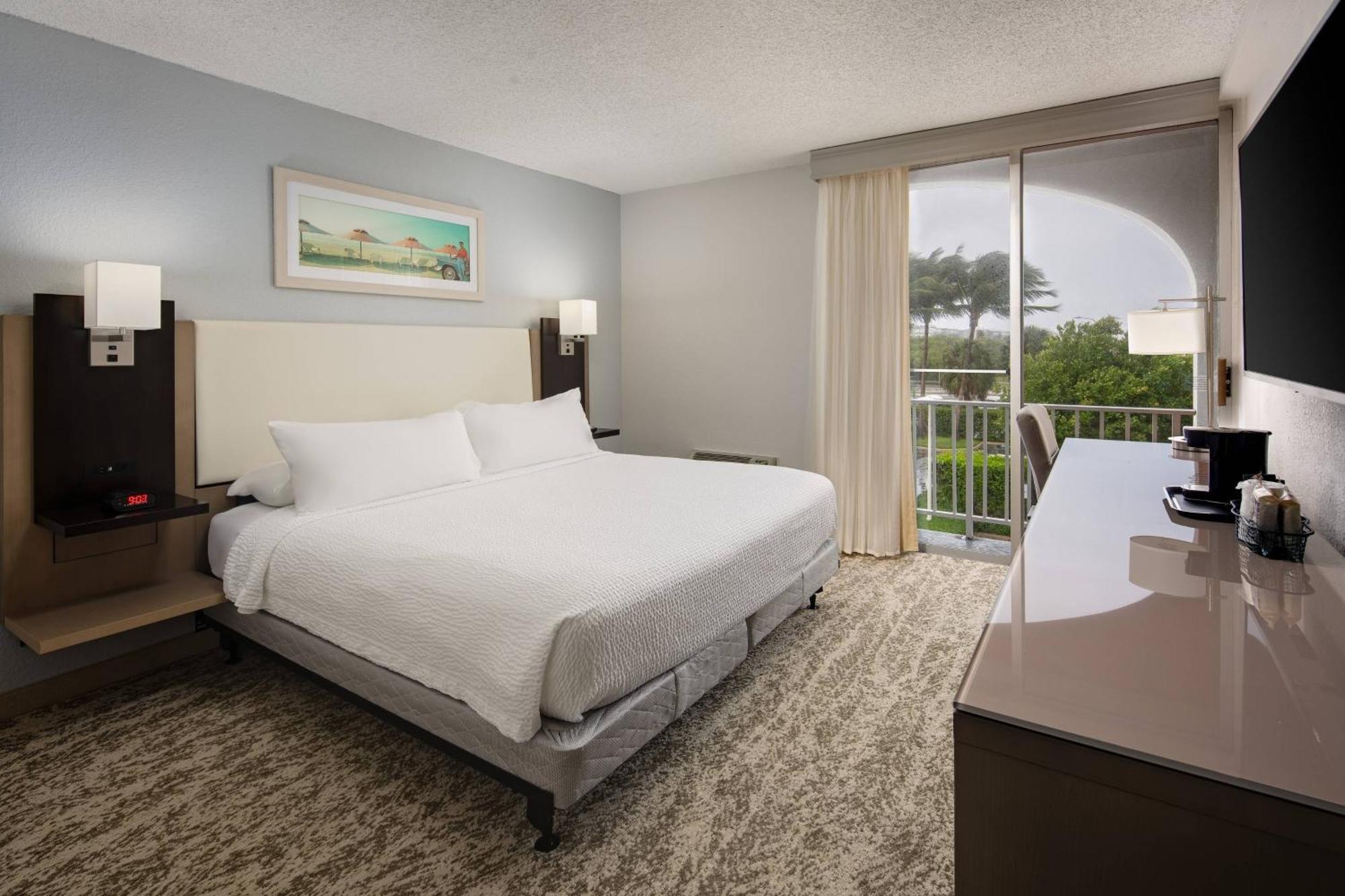 Fairfield Inn And Suites By Marriott Palm Beach Exteriör bild
